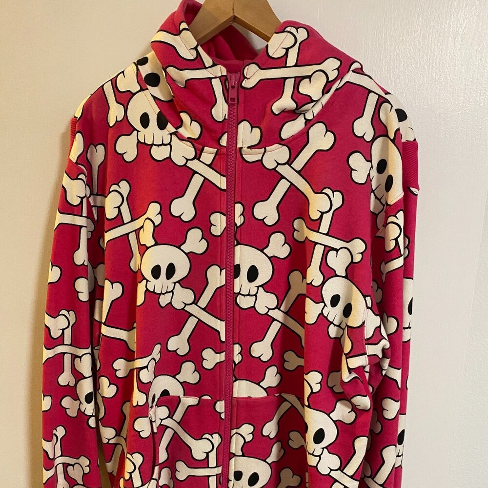 Very Rare Kid Robot Limited Edition hoodie Pink with skulls & bones Size XXL